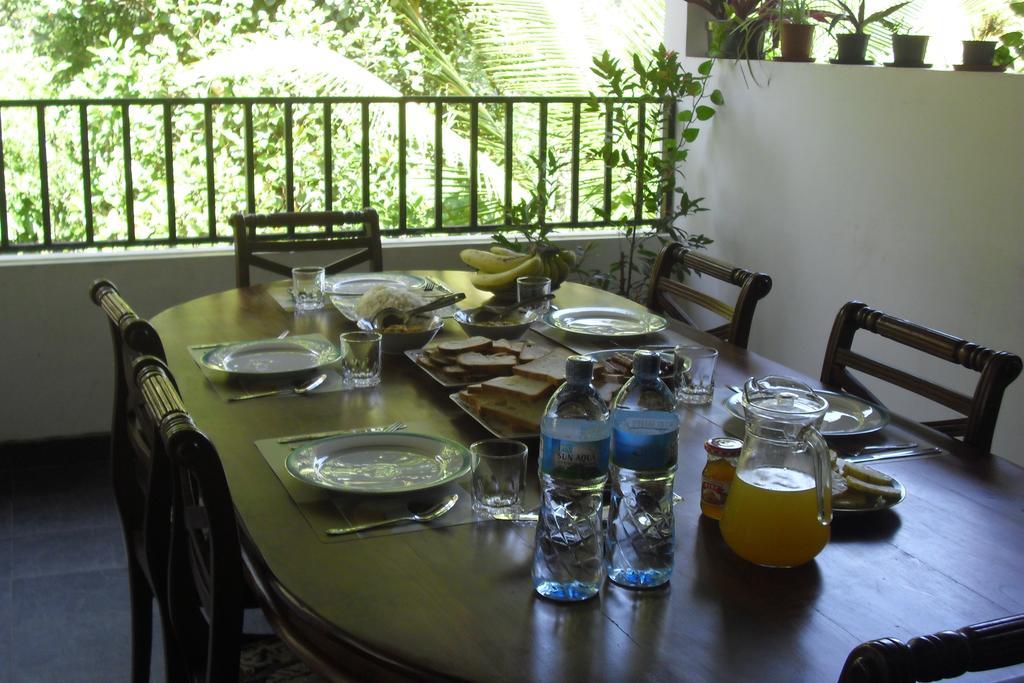 River Side Homestay Apartment Канді Номер фото