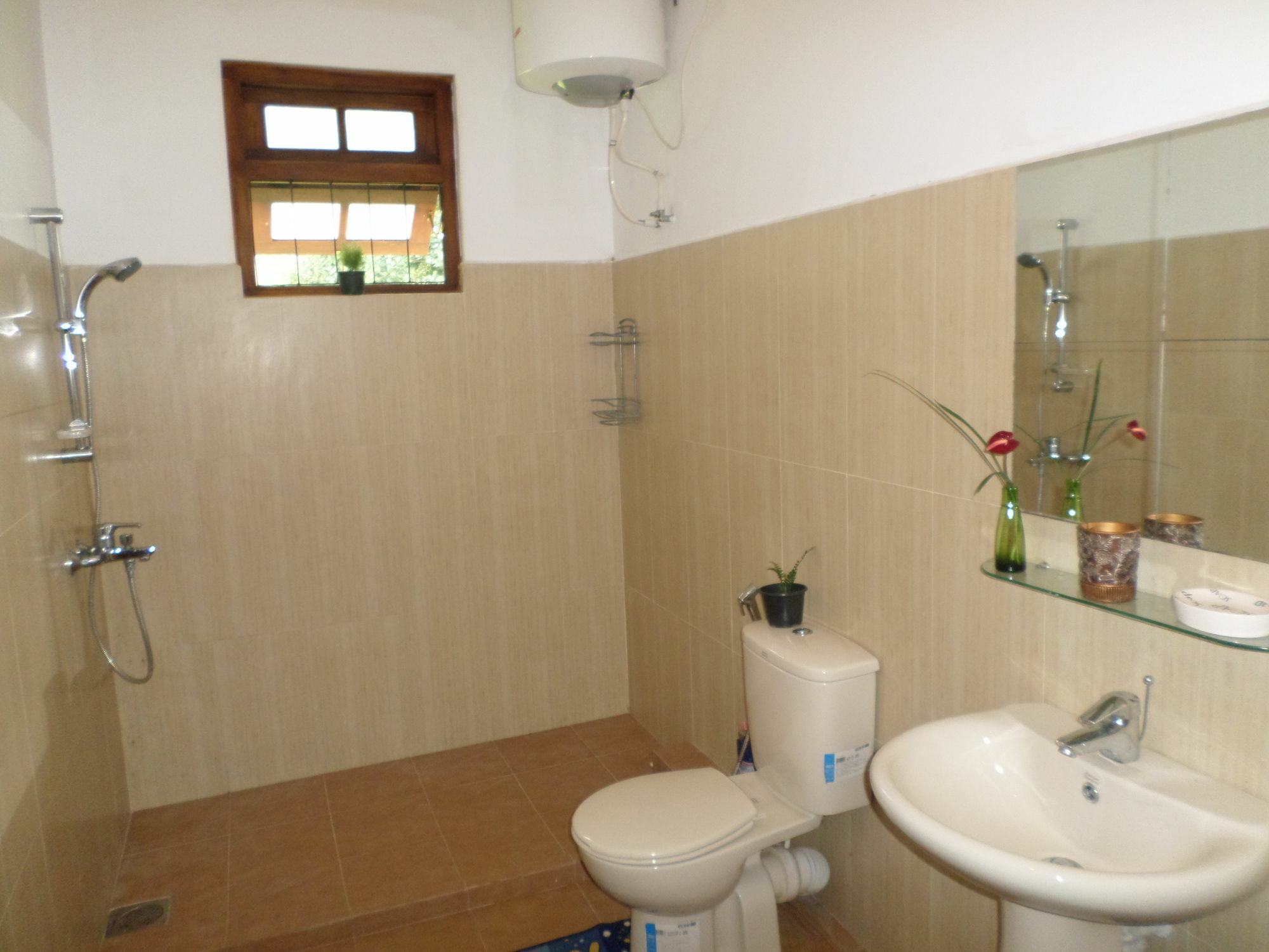 River Side Homestay Apartment Канді Екстер'єр фото
